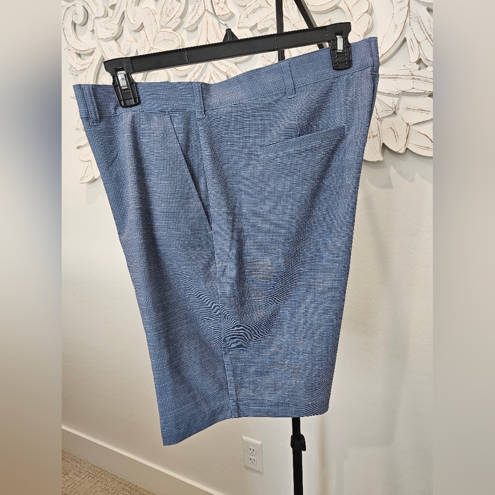 Men's Classic Blue Golf Shorts Comfy Moisture Wicking 40"×9" NWT - Picture 2 of 9